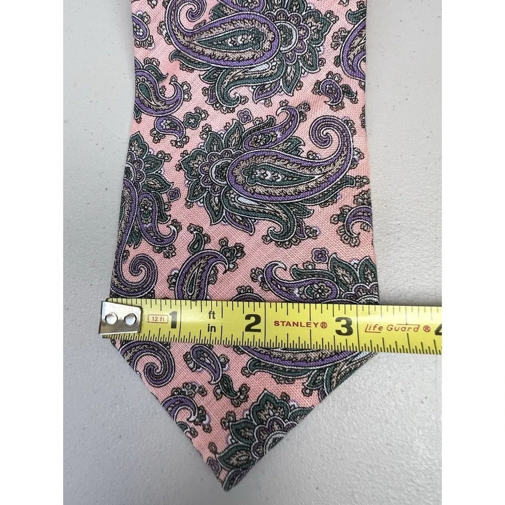 Briar Racquet Club Mens Tie Made in Italy Hand Sewn Pink Paisley 55